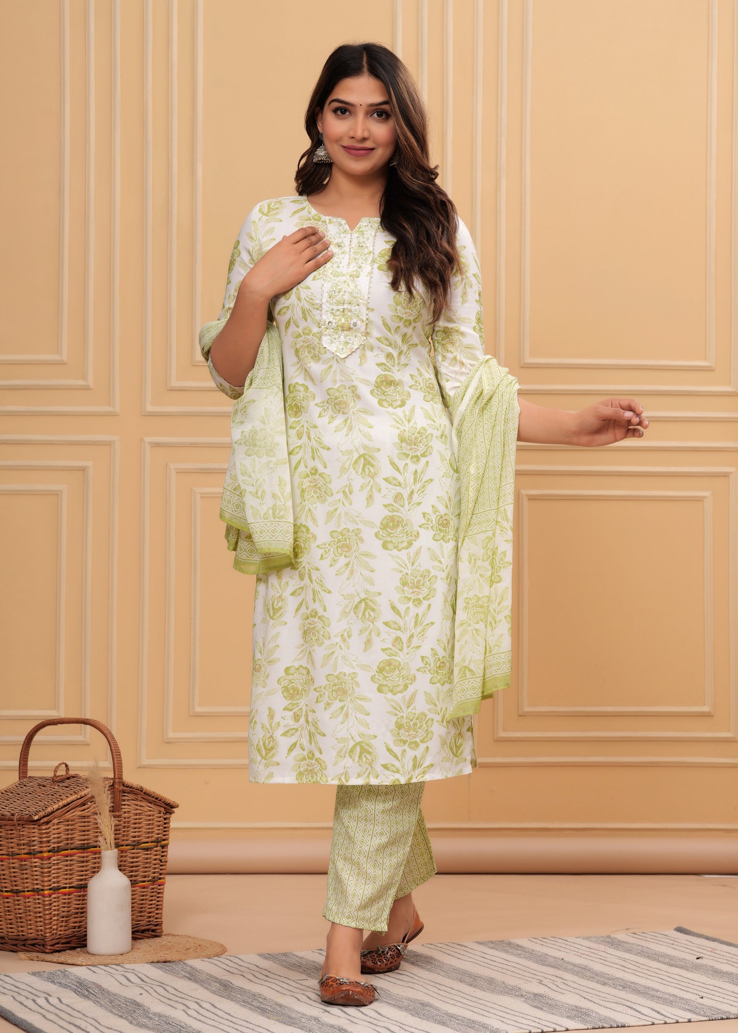 Women Rayon Printed Aliya Floral Print Straight Kurta Set with Cotton Dupatta