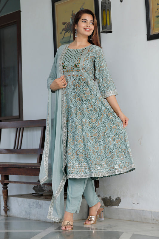 Women’s Rayon Makdi Print Kurta & Bottom Set with Cotton Dupatta – Ethnic Wear